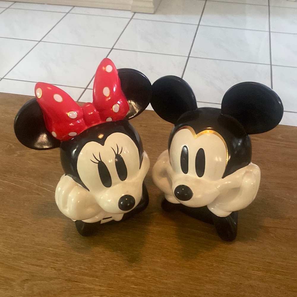 Disney Mickey and Minnie glass piggy banks